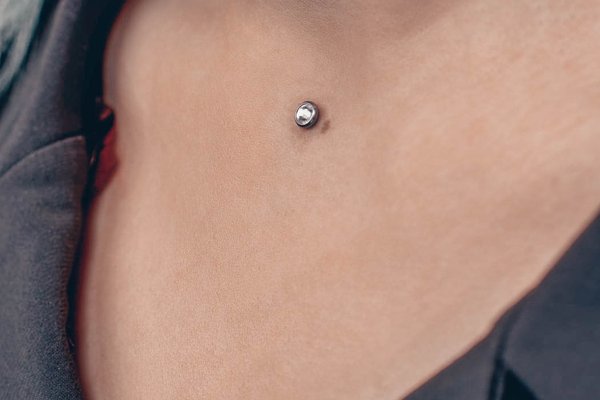 Piercing Microdermal C Mo Cuidar Caracter Sticas Del Procedimiento