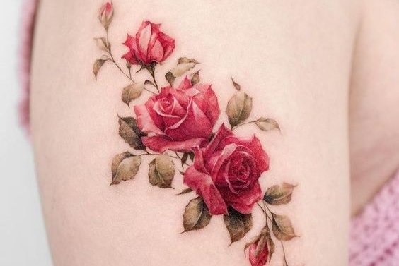 tatuaje rosa