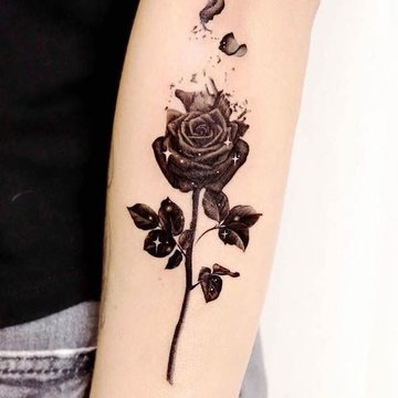 tatuaje rosa