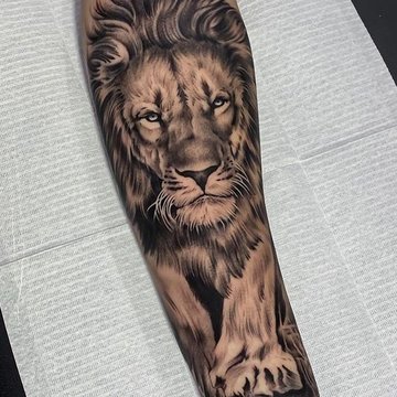 leon tatuaje