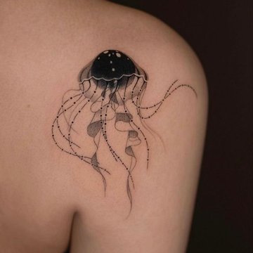 tatuaje medusa