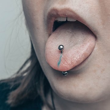 Piercing en la lengua