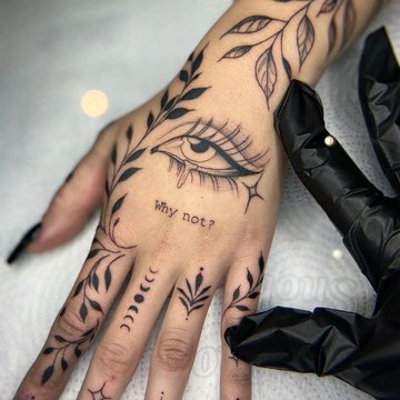 tatuajes en los dedos
