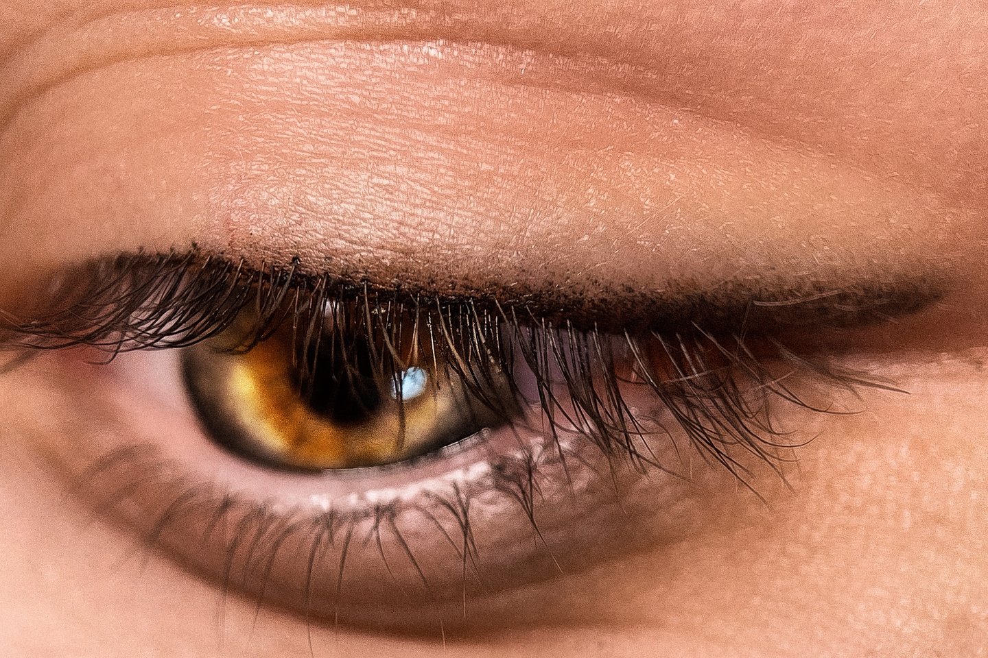 Tatuar linea ojos