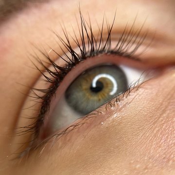 Tatuar linea ojos