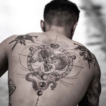 Tatuaje de espalda para hombres