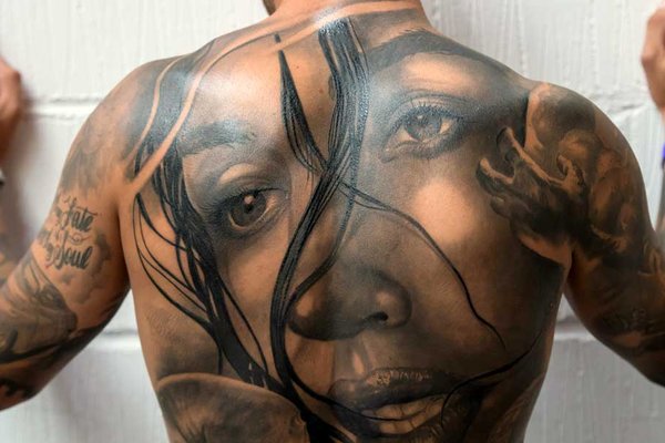 Tatuaje de espalda para hombres