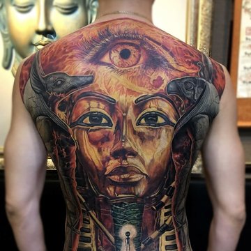 Tatuaje de espalda para hombres
