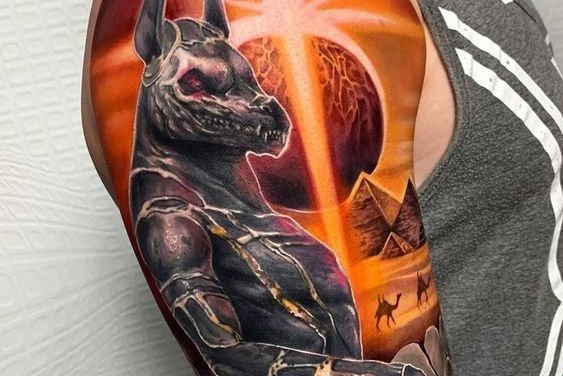 tatuaje anubis