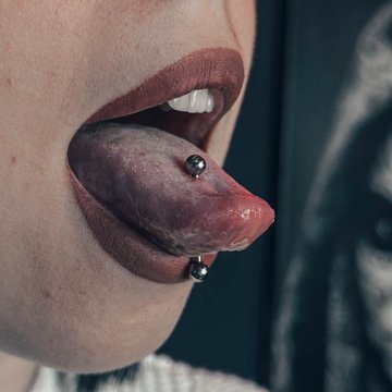 Piercing en la lengua
