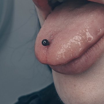 Piercing en la lengua