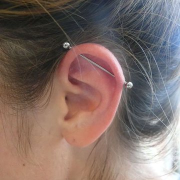 Piercings industriales