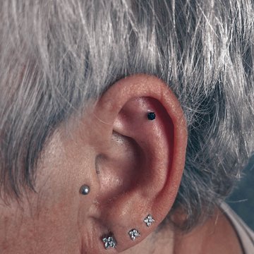 piercing flat