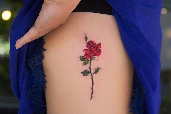 tatuaje rosa