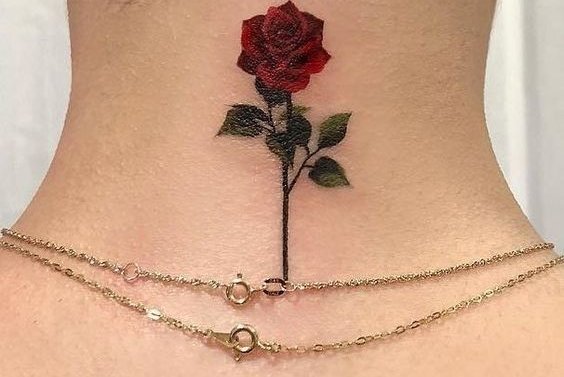tatuaje rosa