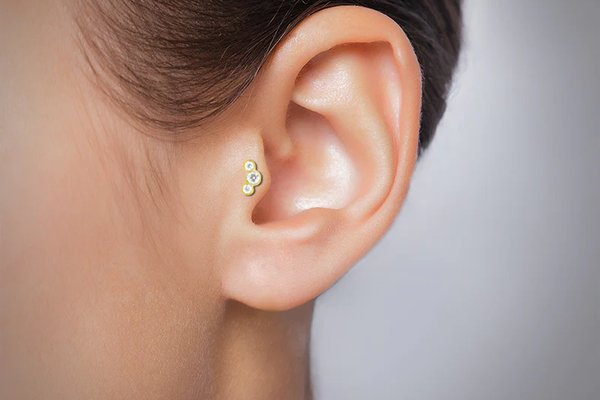 Piercing tragus