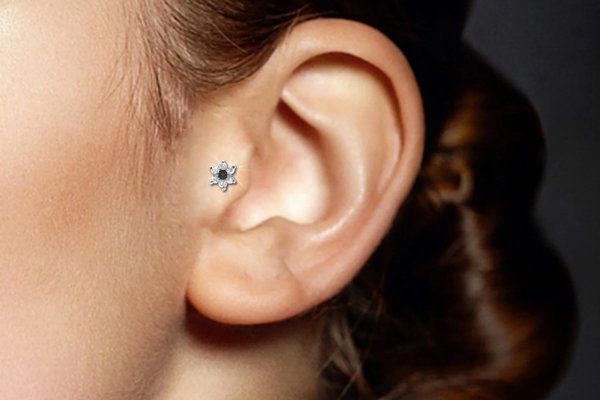 Piercing tragus